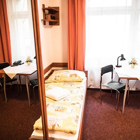 Zaczek Studenckie 2* Krasków